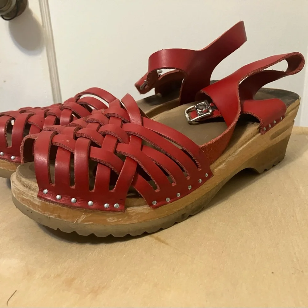 Troetorp Red Leather Women's Sandals- 39 - Picture 1 of 3